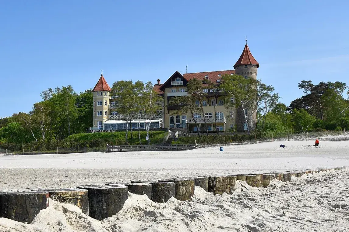 Słupsk ile km do morza? Sprawdź, jak blisko jest plaża!