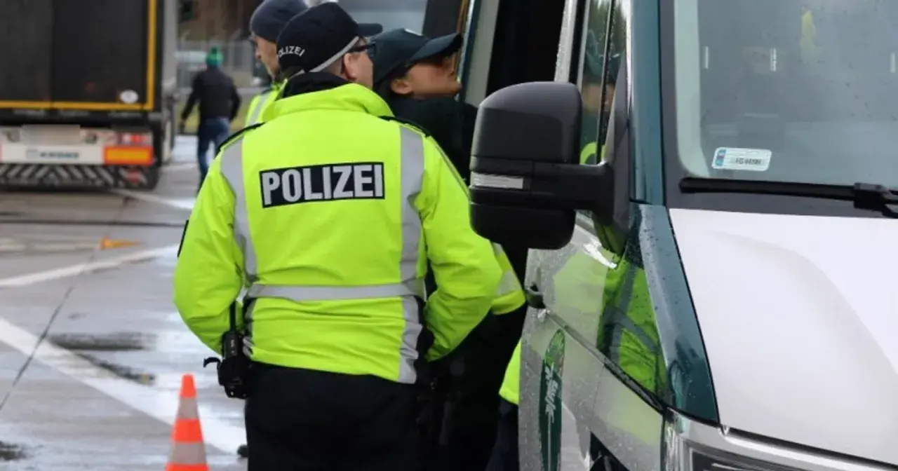 Policjanci w Niemczech zatrzymali kierowcę za przekroczenie prędkości o 20 km/h.