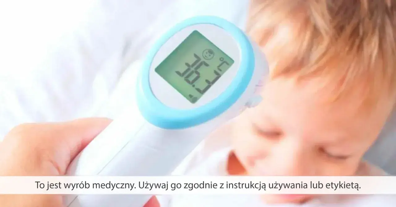 Bezdotykowe mierzenie temperatury u dziecka. Termometr pokazuje 36.3°C.