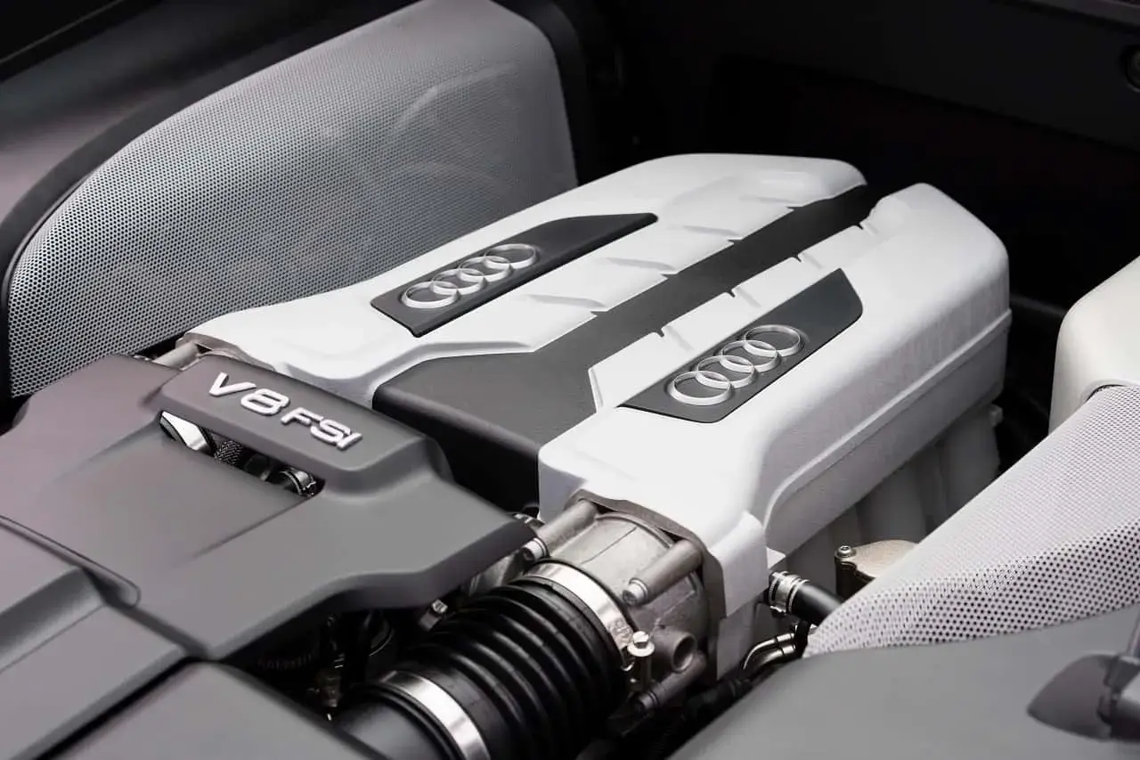 Silnik V8 w jakich samochodach? Odkryj mocne modele i marki