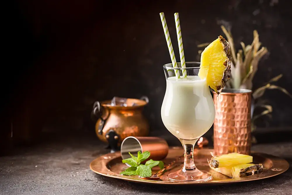 Odkryj pyszne drinki z mlekiem skondensowanym, które zachwycą smakiem
