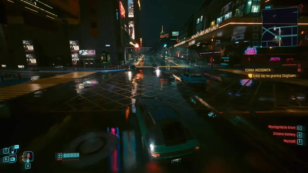Nocne miasto w stylu cyberpunk. Deszczowa droga, neonowe reklamy i futurystyczny samochód. To wszystko w nowym, ekscytującym dodatku!