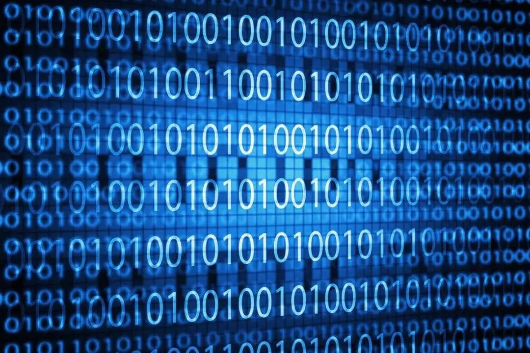 Dlaczego system binarny jest kluczowy dla działania komputerów?