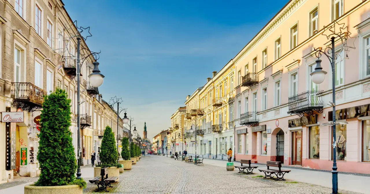 Radom: Co warto zobaczyć? Odkryj atrakcje, historię i smaki!