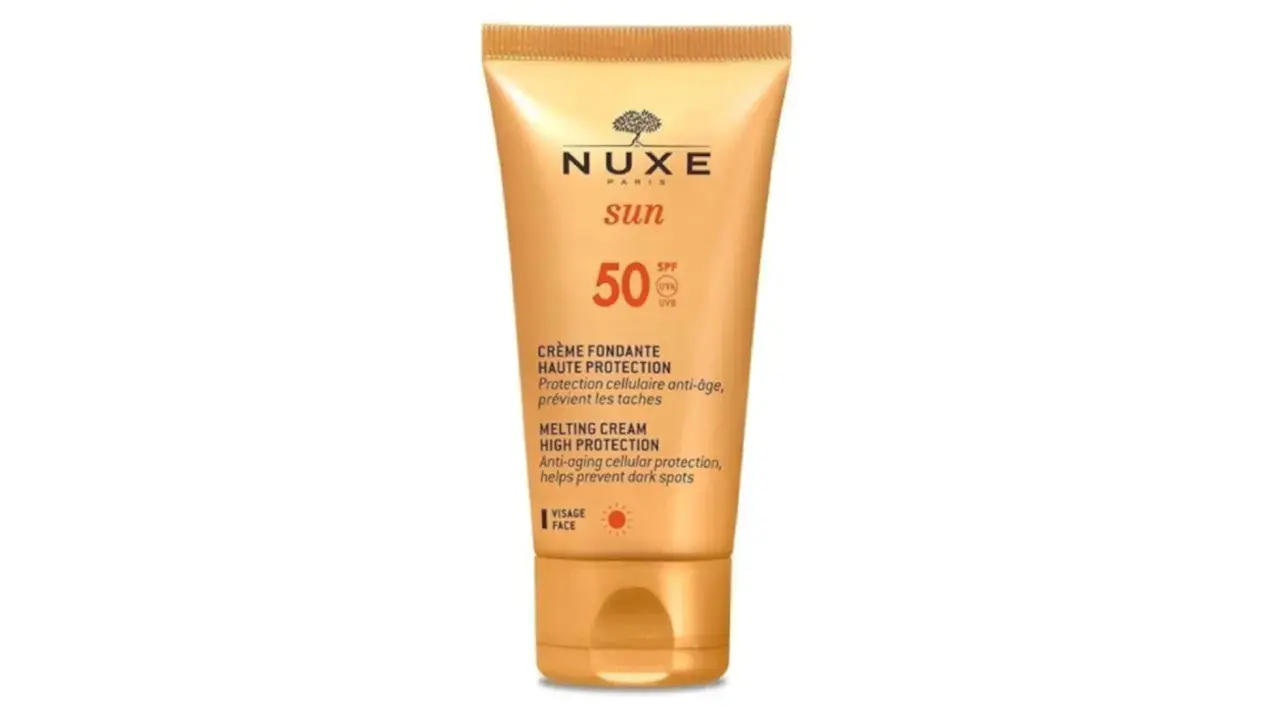 El mejor protector solar facial antimanchas OCU para una piel radiante