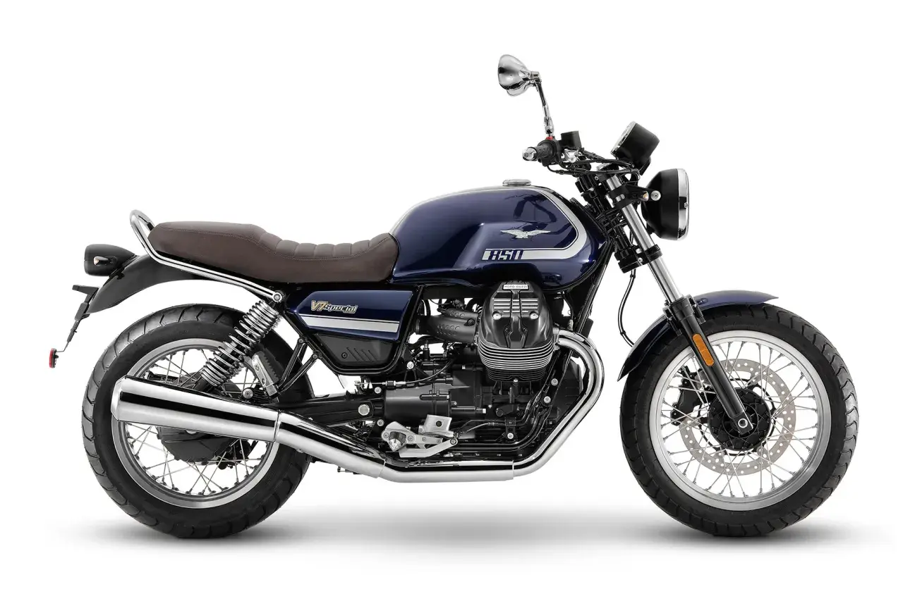 Moto Guzzi V7 Special azul, con asiento marrón y detalles cromados. Un clásico para rodar con estilo.