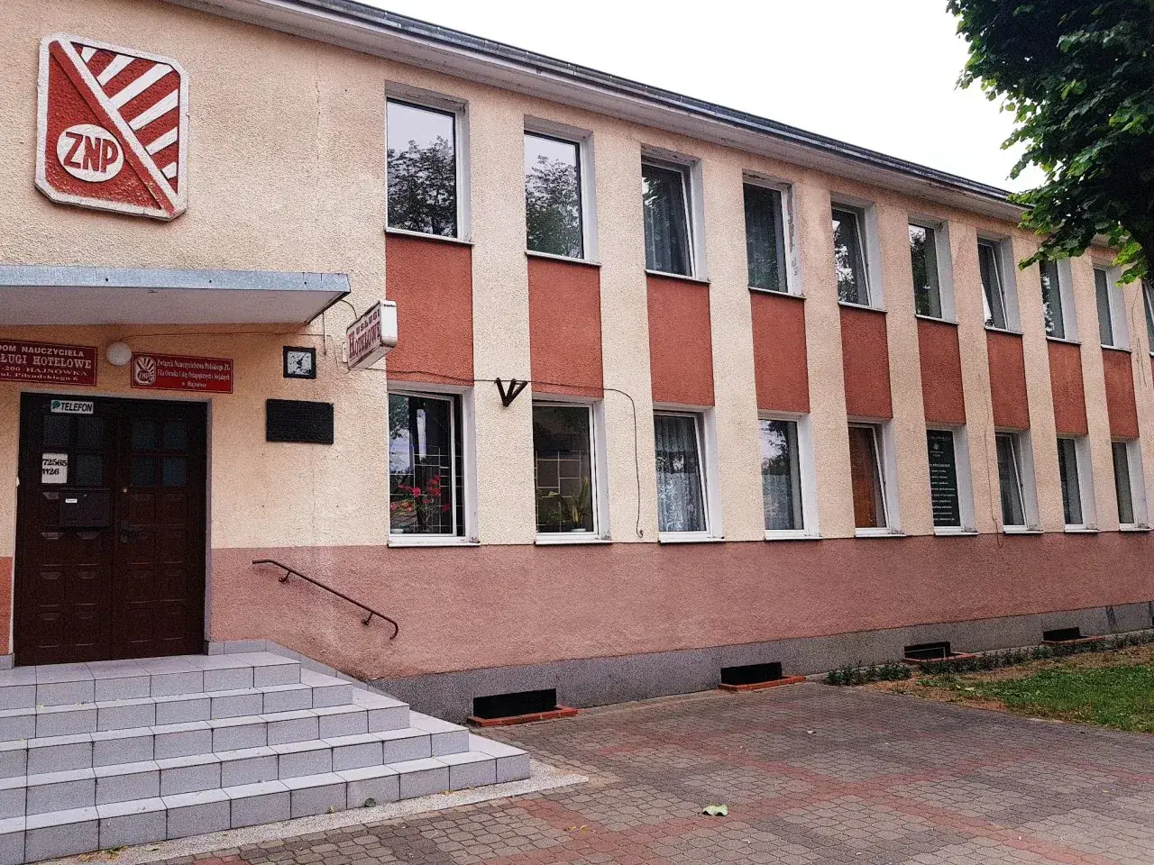 Dom Nauczyciela Bielsko: Czy to miejsce dla Twoich bliskich?