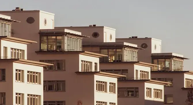 Ile można zarobić na wynajmie mieszkania? Sprawdź kluczowe czynniki