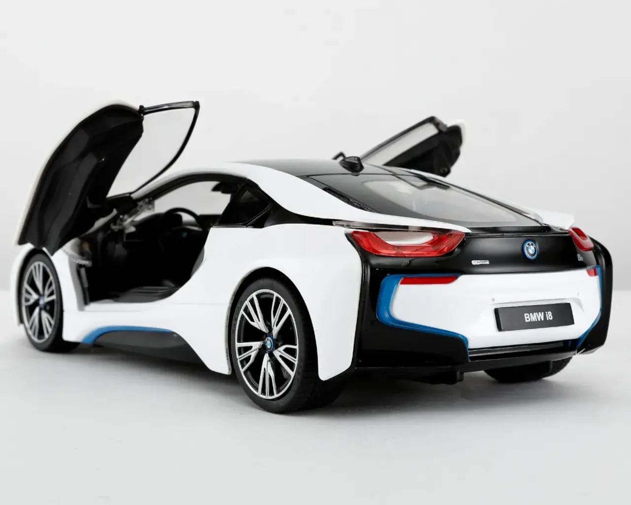 Najlepsze zabawki BMW: modele, które zachwycą każdego fana motoryzacji
