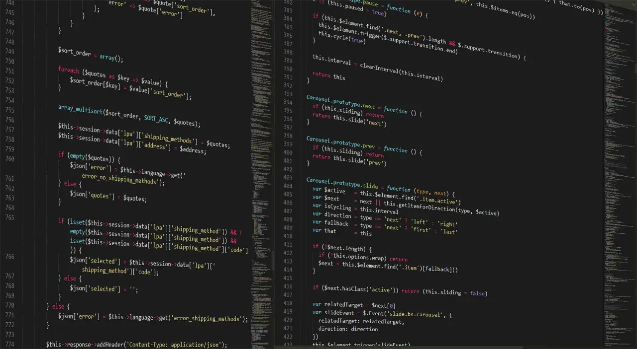 Fragment kodu PHP z komentarzem: `// To jest komentarz w PHP`. Widać pętle `foreach` i `array_multisort`.