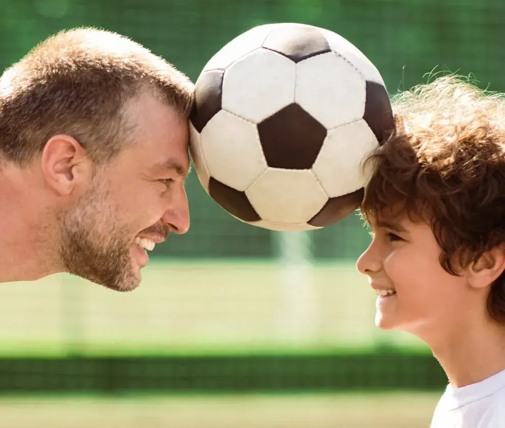Rodzinne zajęcia sportowe: Jak wybrać idealne i czerpać radość?