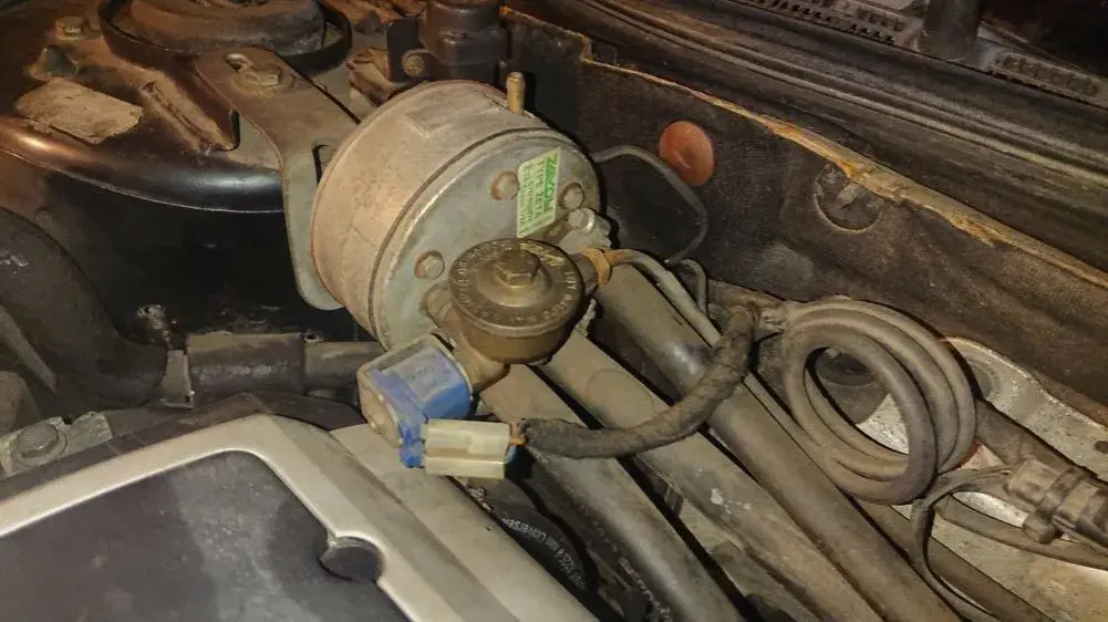 Gdzie jest czujnik temperatury gazu LPG? Oto kluczowe lokalizacje