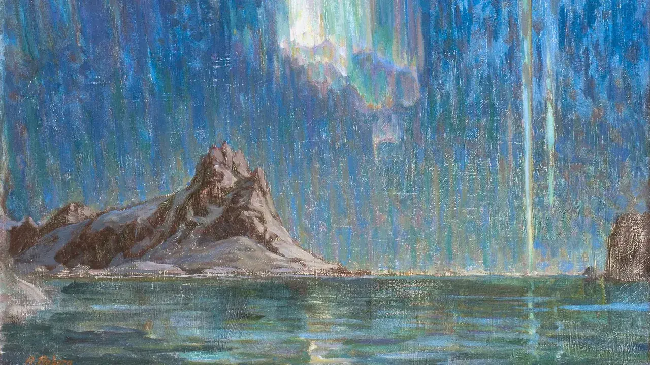 Bergig kustlinje under norrsken, en vy som prins Eugens konstnärliga blick skulle uppskatta. Vatten reflekterar himlens magiska ljus.