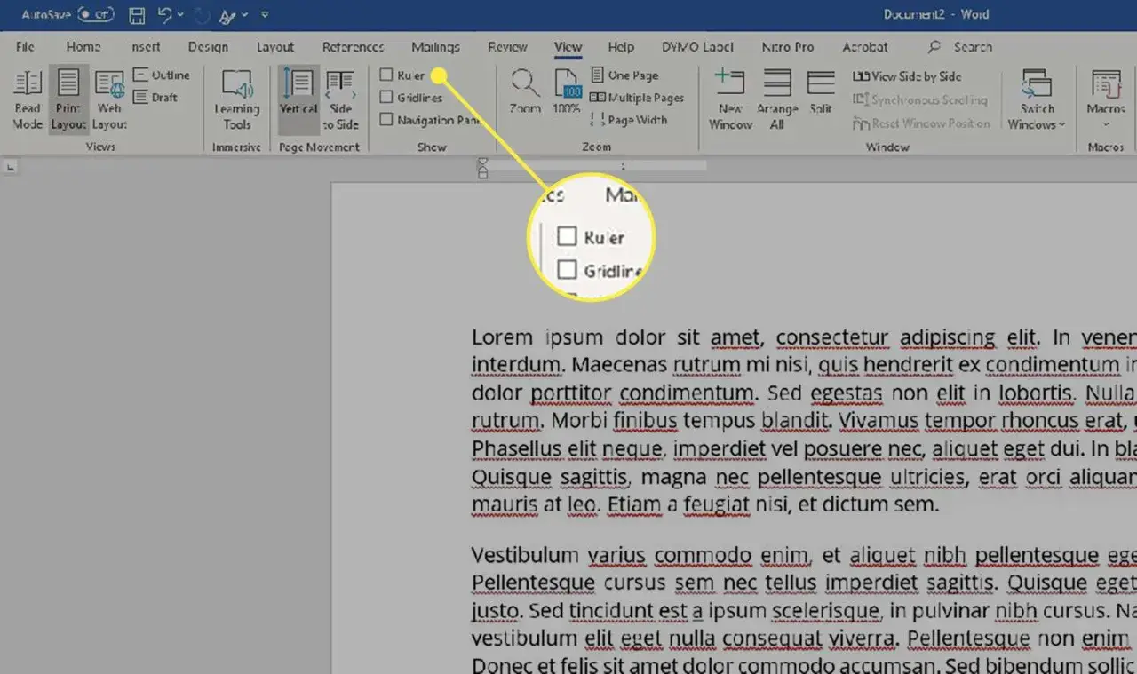 Widok okna programu Word z zaznaczoną opcją "Linijka" w menu "Widok".