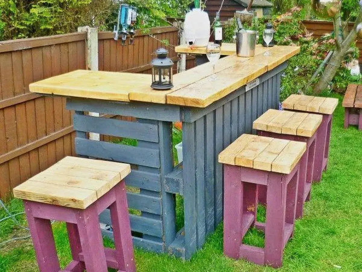 Co zrobić z palet do ogrodu? Inspiracje i poradnik DIY