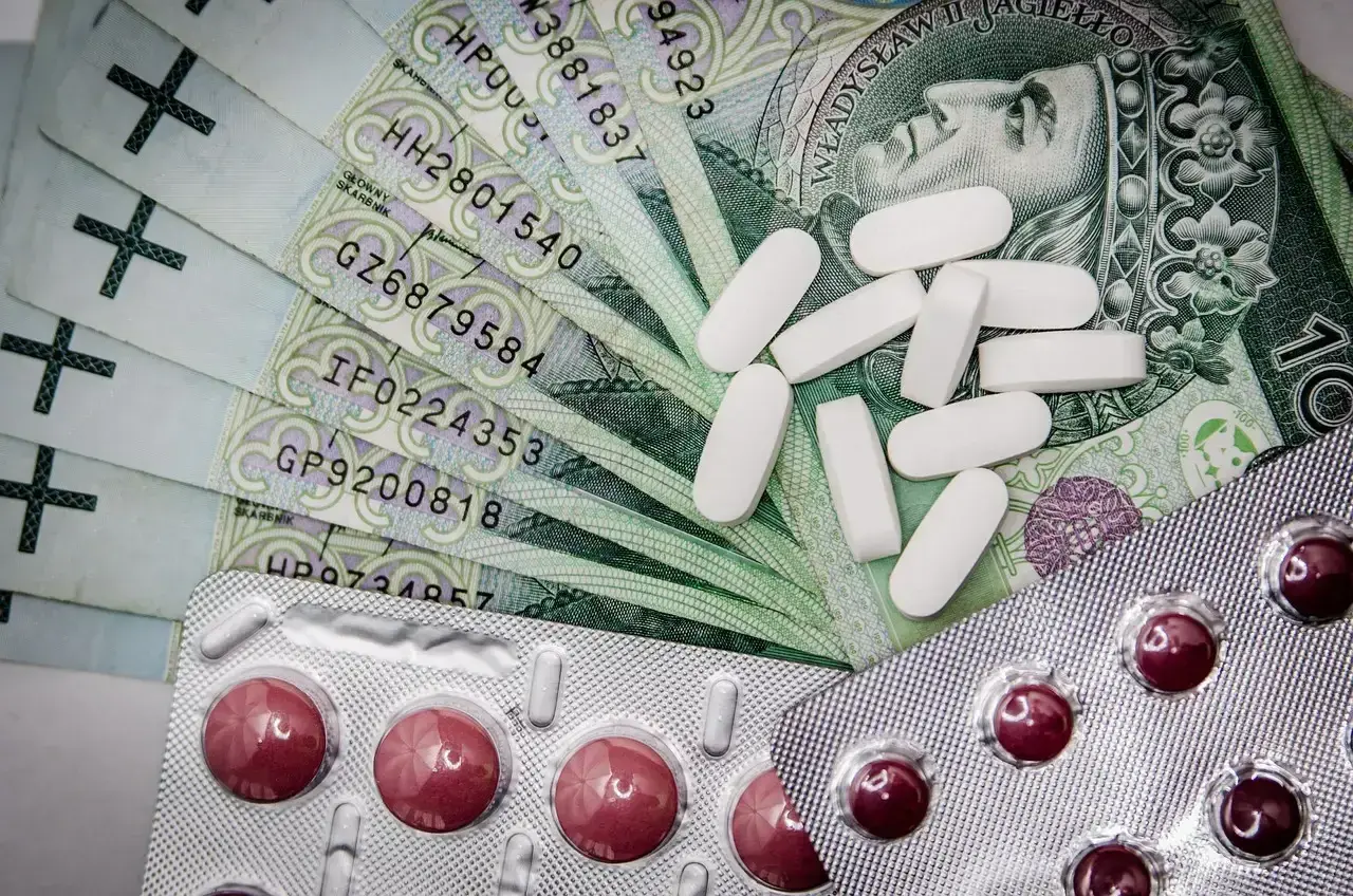 Gdzie sprzedać leki na receptę? Poznaj legalne możliwości w Polsce