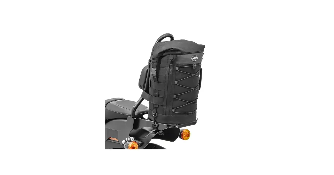 Borsa sissy bar nera, capiente e robusta, ideale per ogni viaggio in moto.