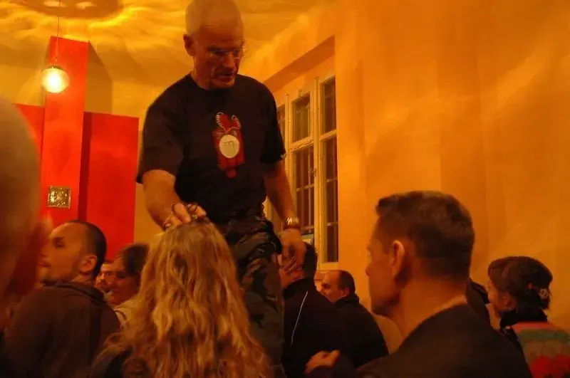 Czy buddyzm diamentowej drogi to sekta? Kontrowersje i opinie