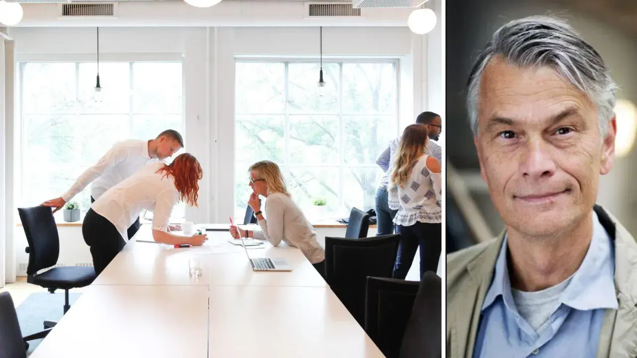 Mötesrum med folk som diskuterar, en del verkar fastna i funktionell dumhet. Till höger en man med grått hår.