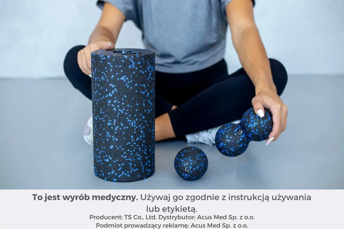 Roller do masażu i piłeczka peanut. Zastanawiasz się, jaki roller wybrać? Ten zestaw pomoże Ci w regeneracji.
