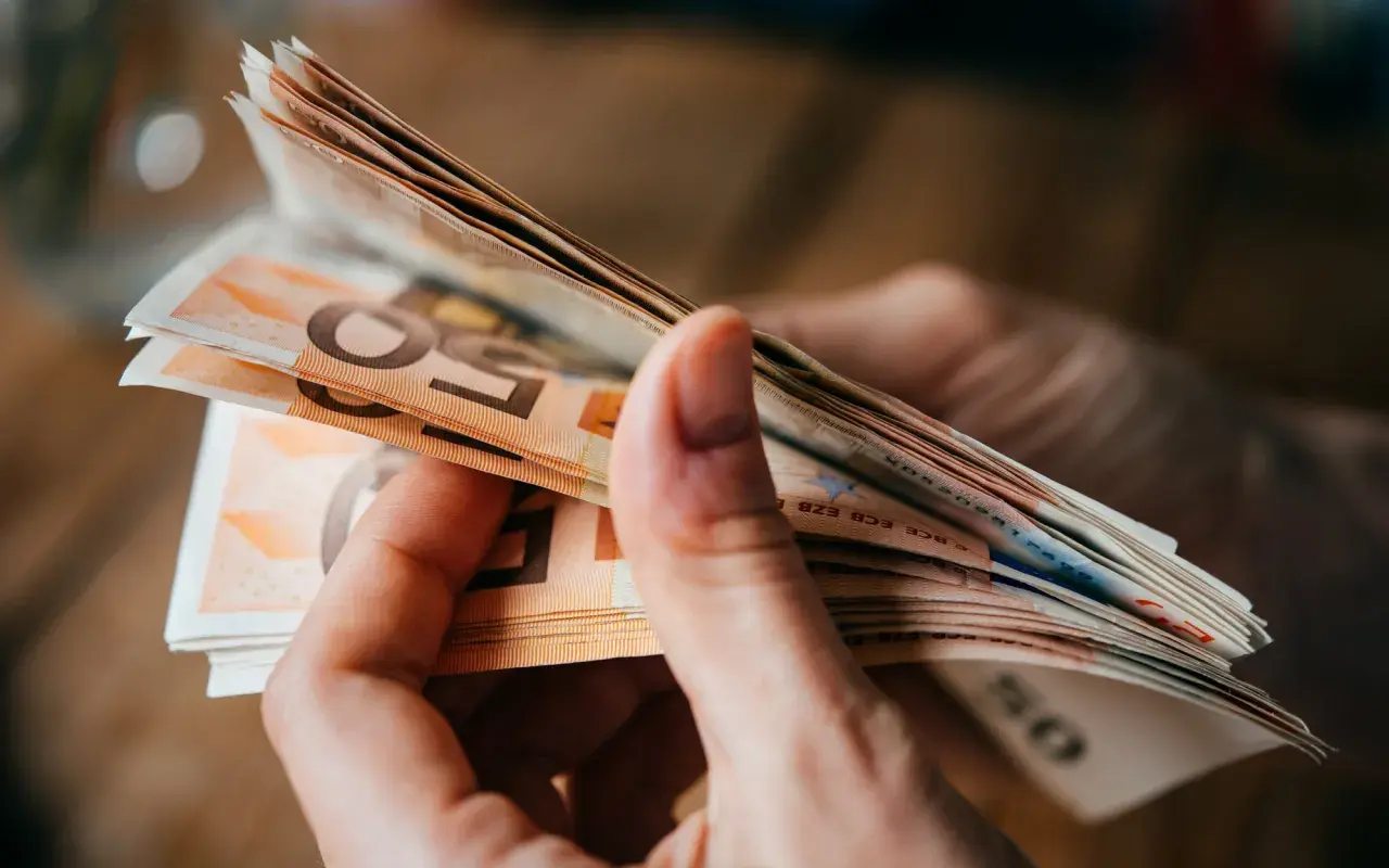 Jaka waluta na Litwie? Euro, płatności, ceny wszystko przed podróżą