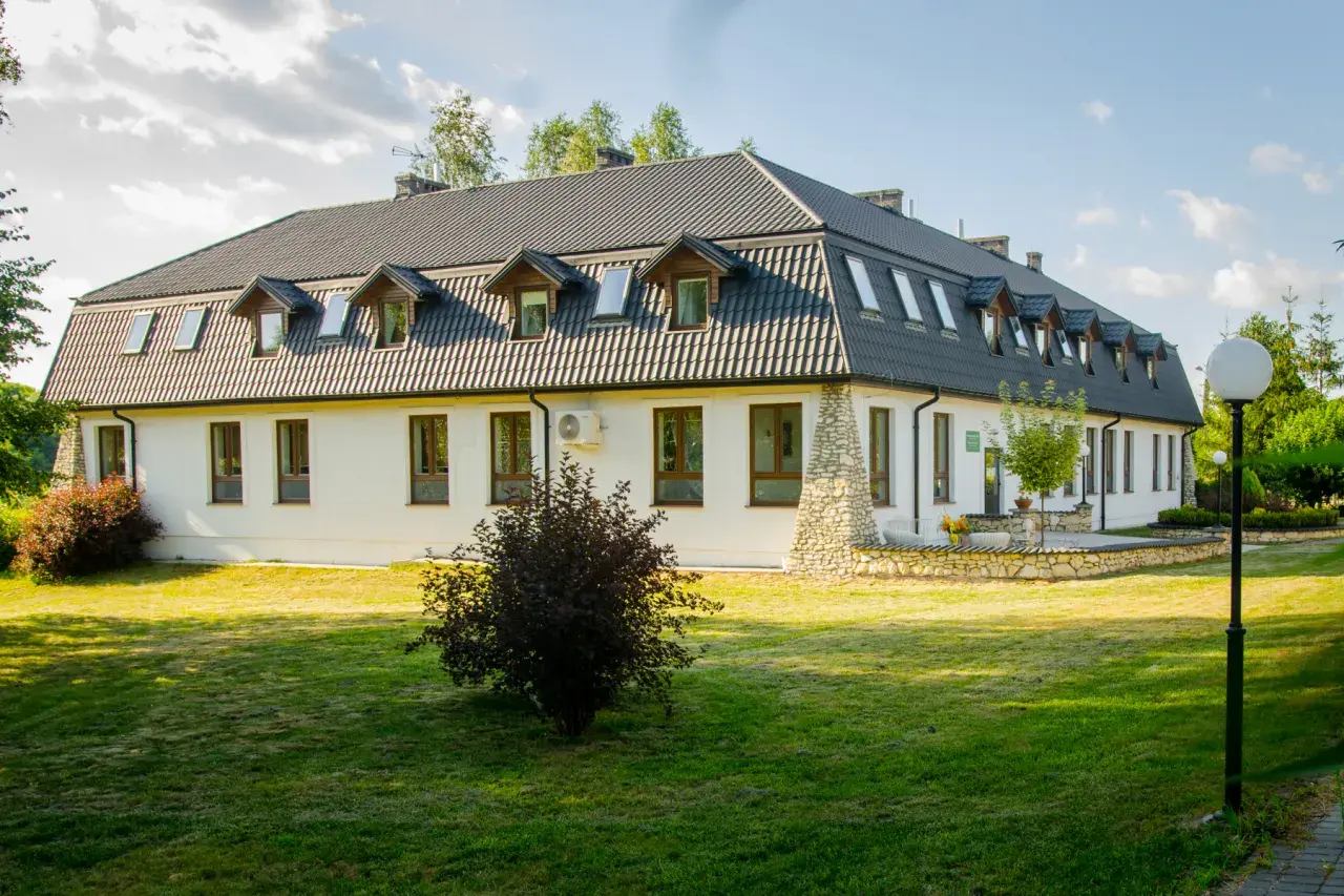Prywatny Dom Opieki Kiełków: Barbara Markulis Pełna Oferta i Koszty
