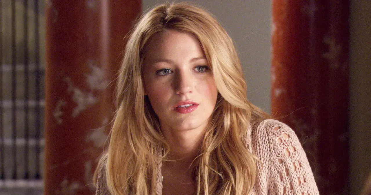 Serena van der Woodsen, protagonista di Gossip Girl, in un primo piano che anticipa le sue prossime mosse.