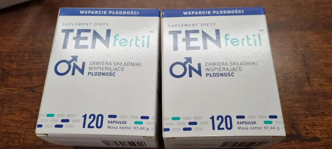 Dwie paczki suplementu diety TEN fertil, wspierającego płodność. Każde opakowanie zawiera 120 kapsułek.