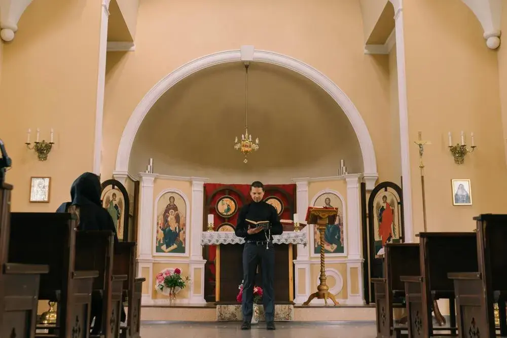 Jak czytać czytanie w kościele i unikać najczęstszych błędów