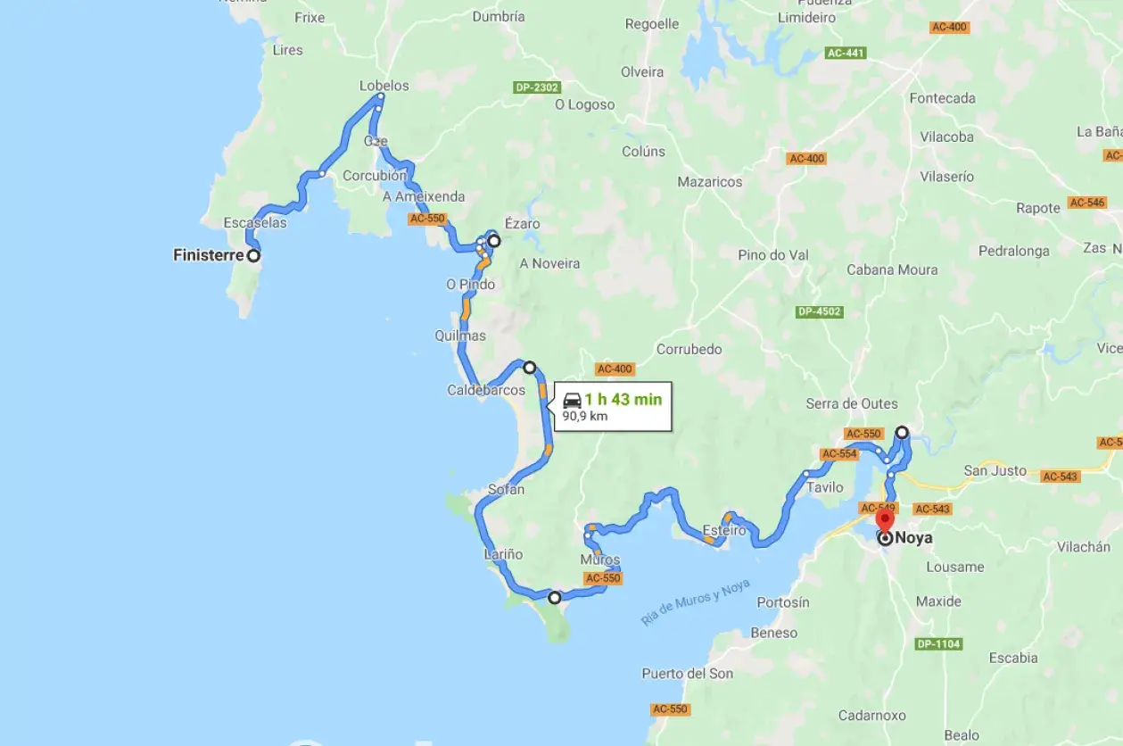 Ruta por la costa de **Asturias o Galicia**, desde Finisterre hasta Noya, con parada en Muros.