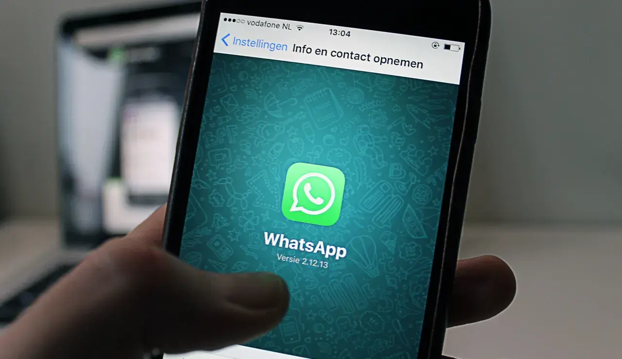 Jak zainstalować WhatsApp w telefonie - prosty poradnik krok po kroku