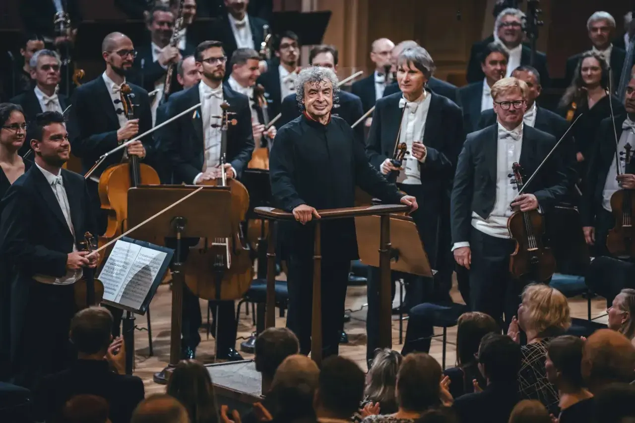 Czeska orkiestra symfoniczna: historia, osiągnięcia i znani dyrygenci