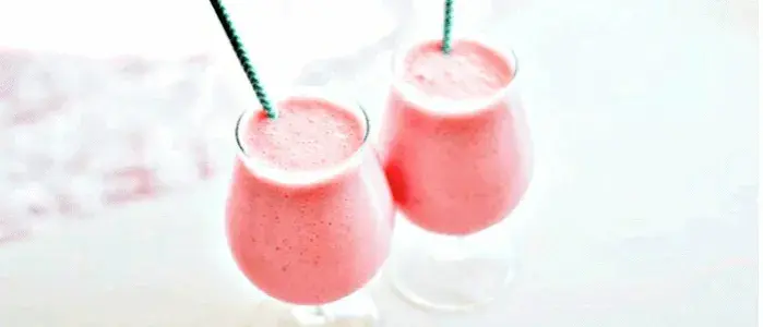 Różowa pantera drink - prosty przepis na pyszny koktajl na każdą okazję
