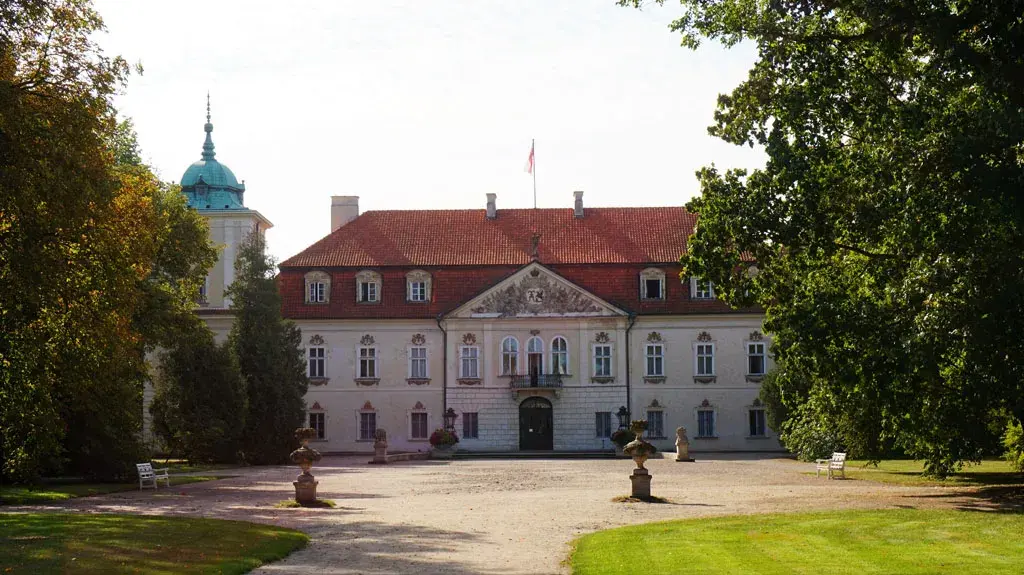 Pałac w Nieborowie: Odkryj tajemnice, które mogą Cię zaskoczyć