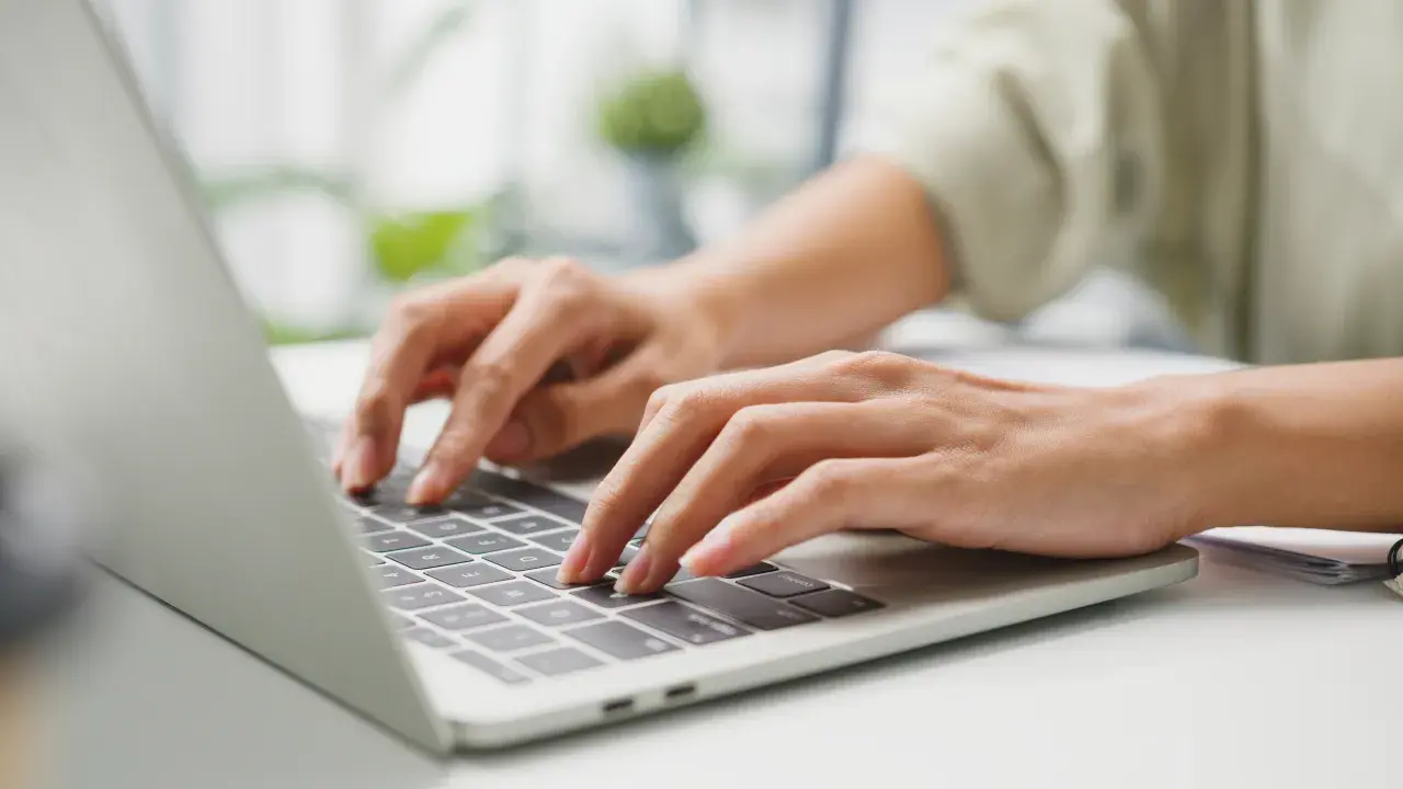 Lokalizacja językowa gier online i jej wpływ na graczy
