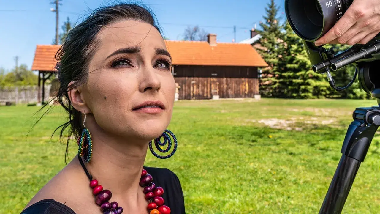 Mama ostrzegała - kto śpiewa? Poznaj wykonawcę i jego historię
