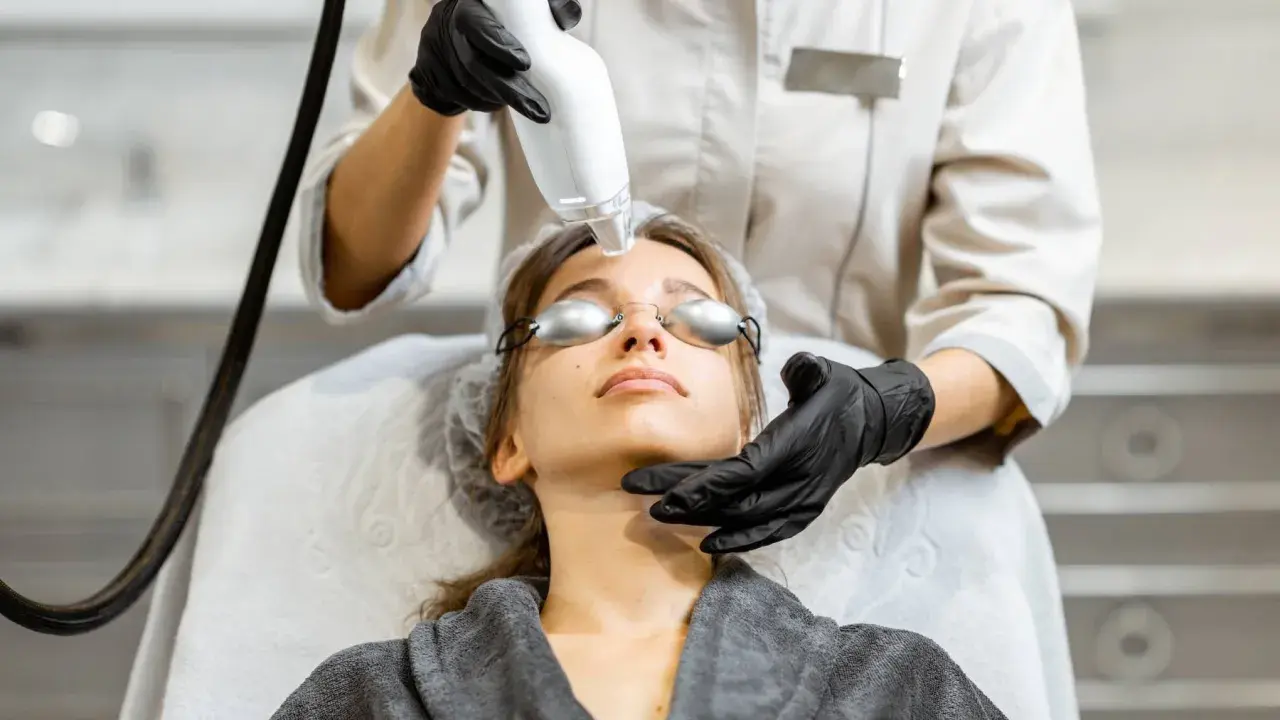 Co daje laser w rehabilitacji? Efekty, korzyści i zastosowania
