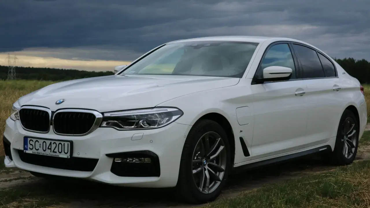 bmw-530-hybryda-benzyna-czy-diesel-sprawd-kt-r-wersj-wybra
