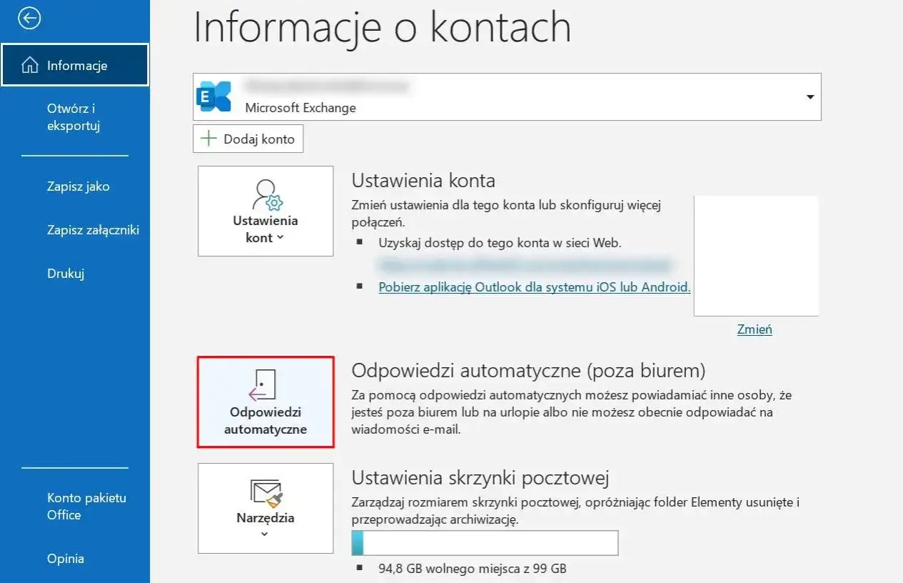 Ustawienia konta Outlook: włącz autoresponder, aby informować o nieobecności.