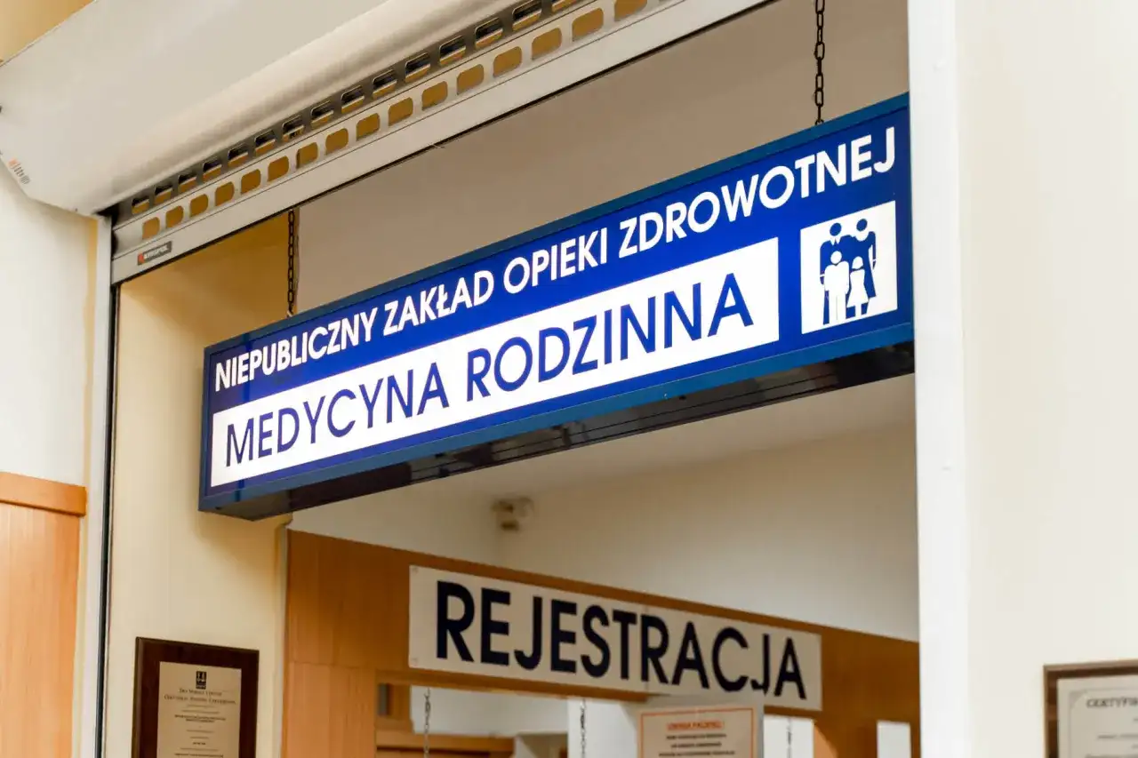 Formedica Warszawa: NFZ, specjaliści, badania znajdź pomoc!