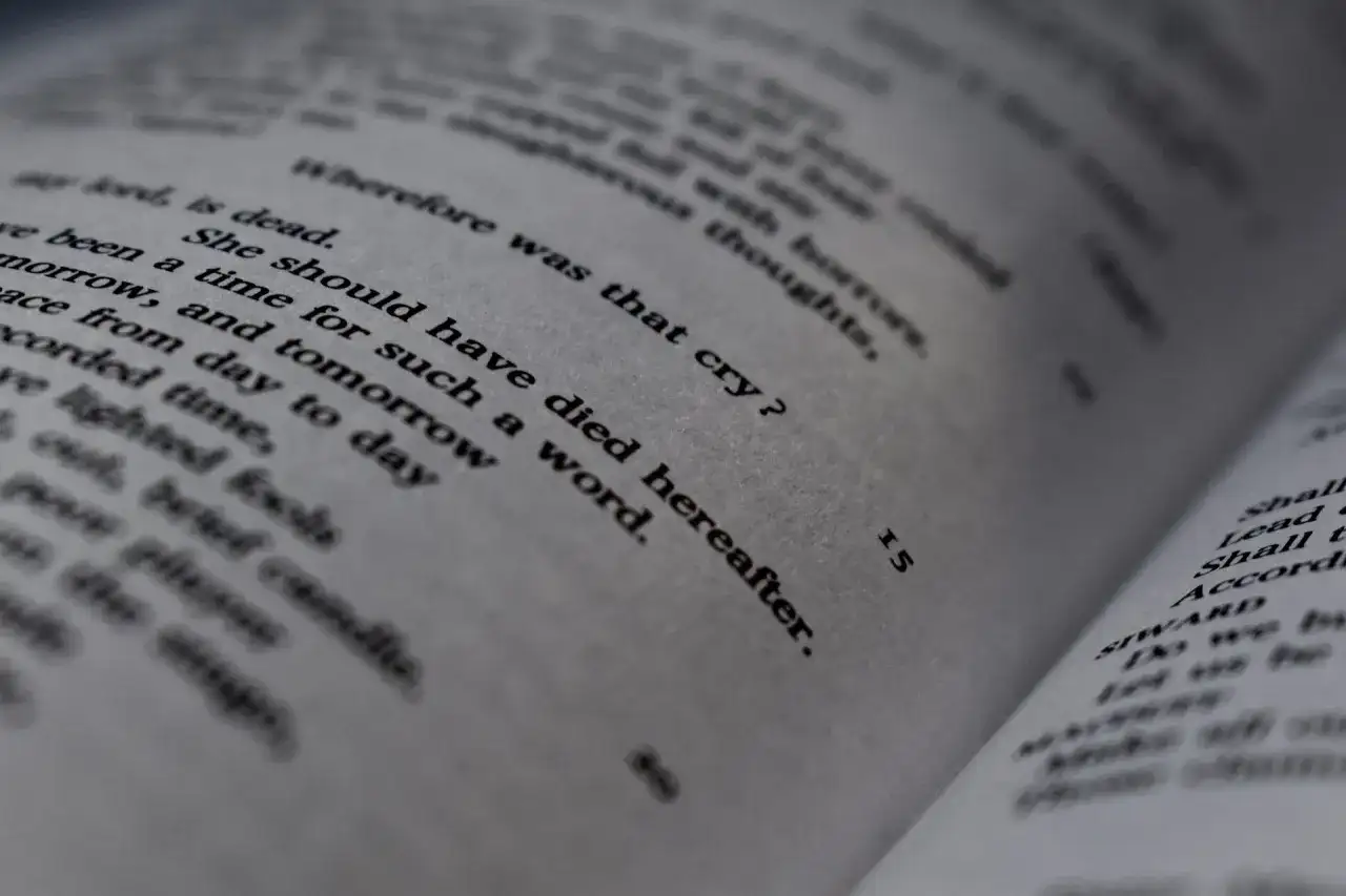 Makbet streszczenie krótkie: "She should have died hereafter. Tomorrow, and tomorrow, and tomorrow..." – słowa z dramatu Szekspira.