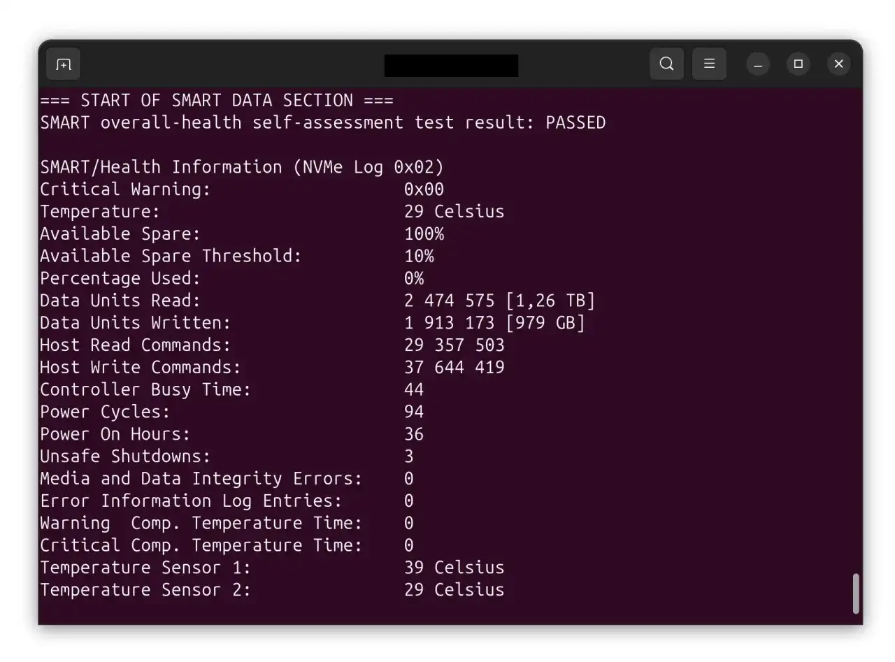 Wynik testu SMART dysku: PASSED. Ten program do sprawdzania dysków pokazuje temperaturę 29°C, 1,26 TB odczytu i 979 GB zapisu.