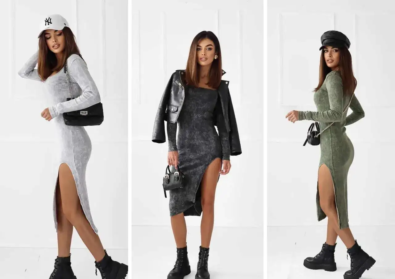 Trzy kobiety prezentują modny styl ubioru: dopasowane sukienki z rozcięciem, skórzane kurtki i botki.