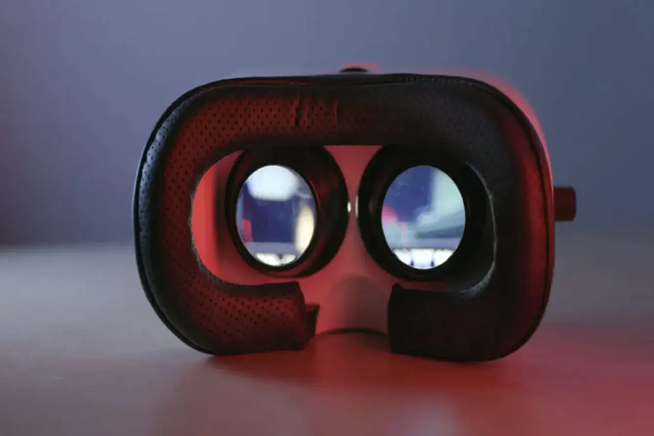 Gogle VR, potencjalne narzędzie do terapii brak widzenia przestrzennego leczenie u dorosłych.