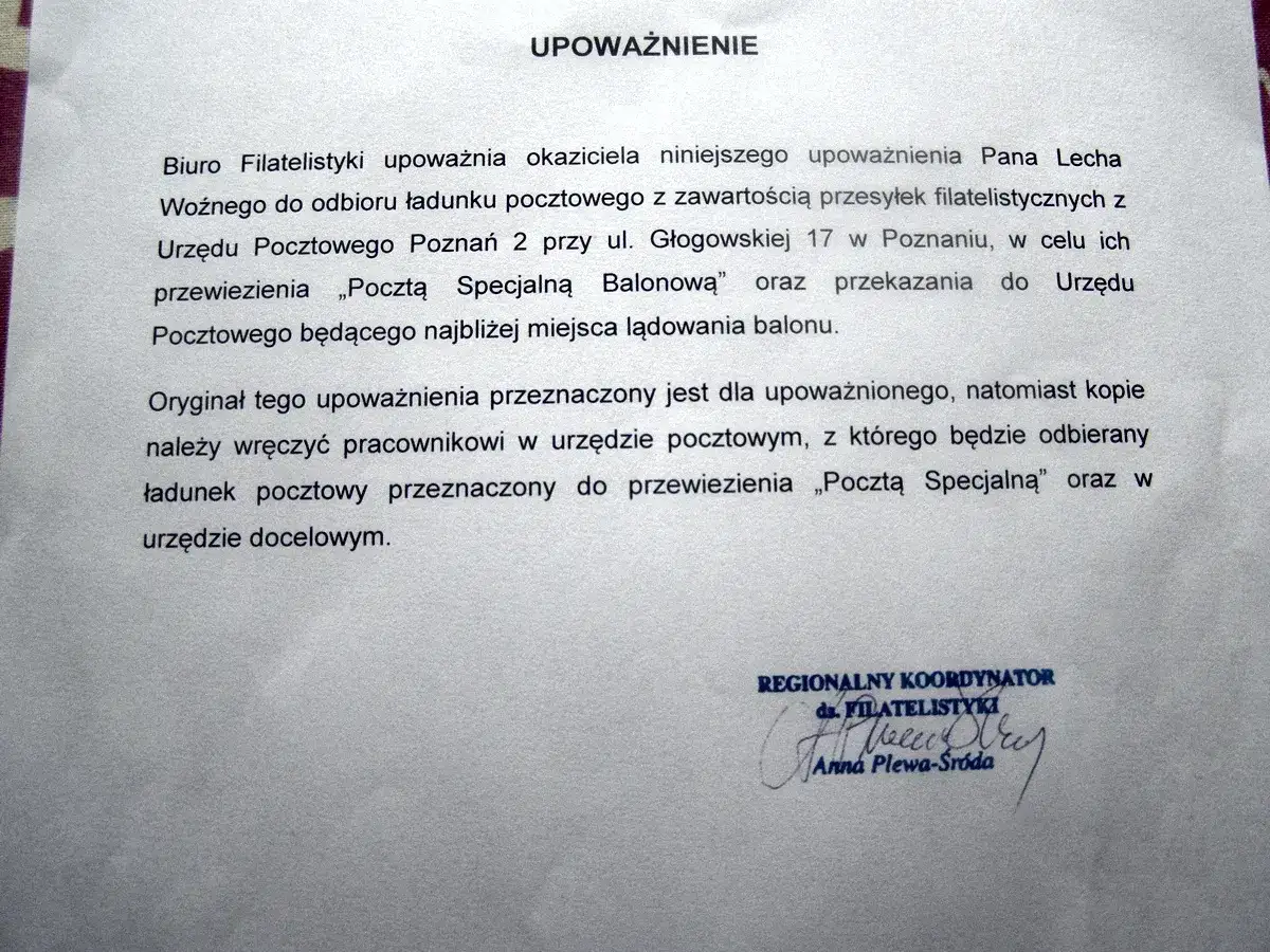 Dokument wyjaśnia, jak napisać upoważnienie do odbioru przesyłki filatelistycznej. Podpisano: Regionalny Koordynator ds. Filatelistyki.