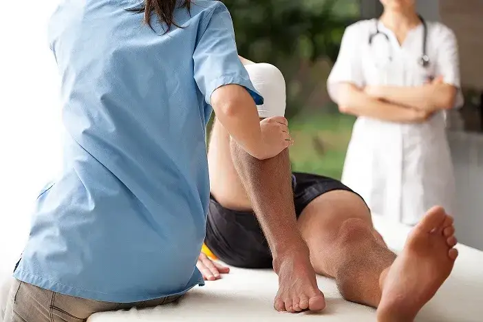 Elewacja kończyny: znaczenie i korzyści w rehabilitacji
