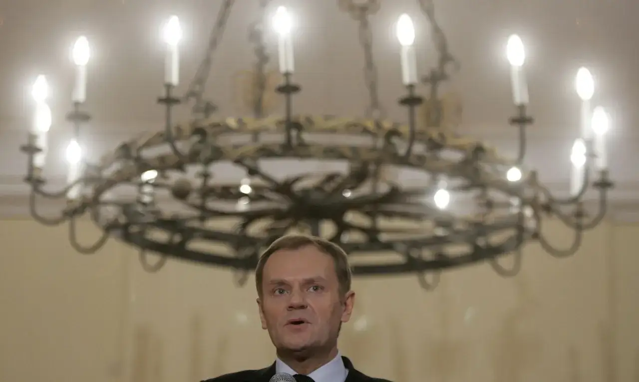 Co Tusk zrobił dla Polski – kluczowe reformy i ich wpływ na gospodarkę