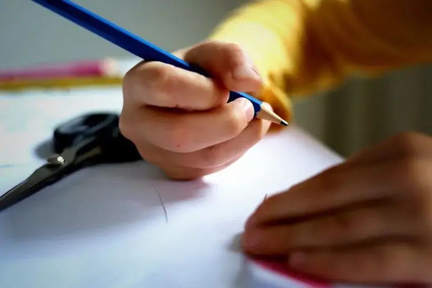Ile można zarobić na korepetycjach? Odkryj realne stawki i możliwości