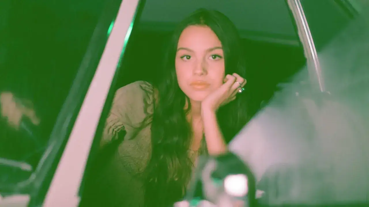 Olivia Rodrigo, artystka, która podbiła świat swoją debiutancką płytą.