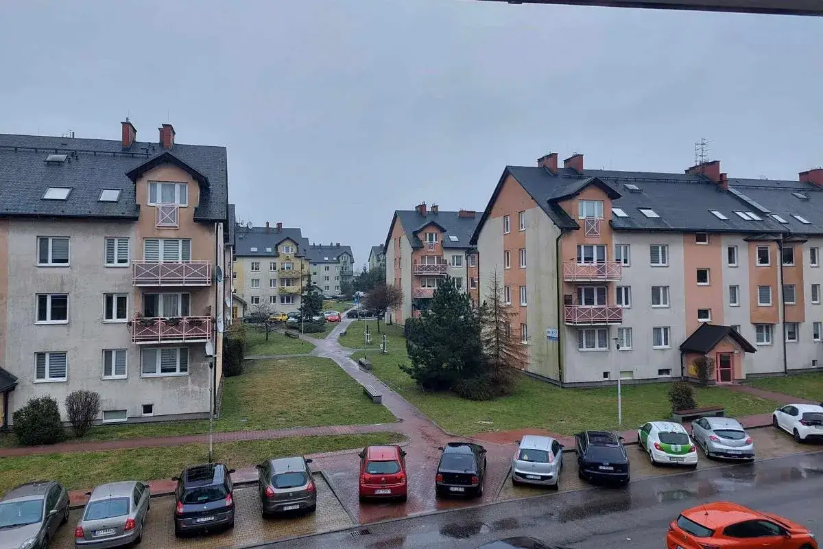 Czynsz TBS co zawiera? Kluczowe składniki, które musisz znać